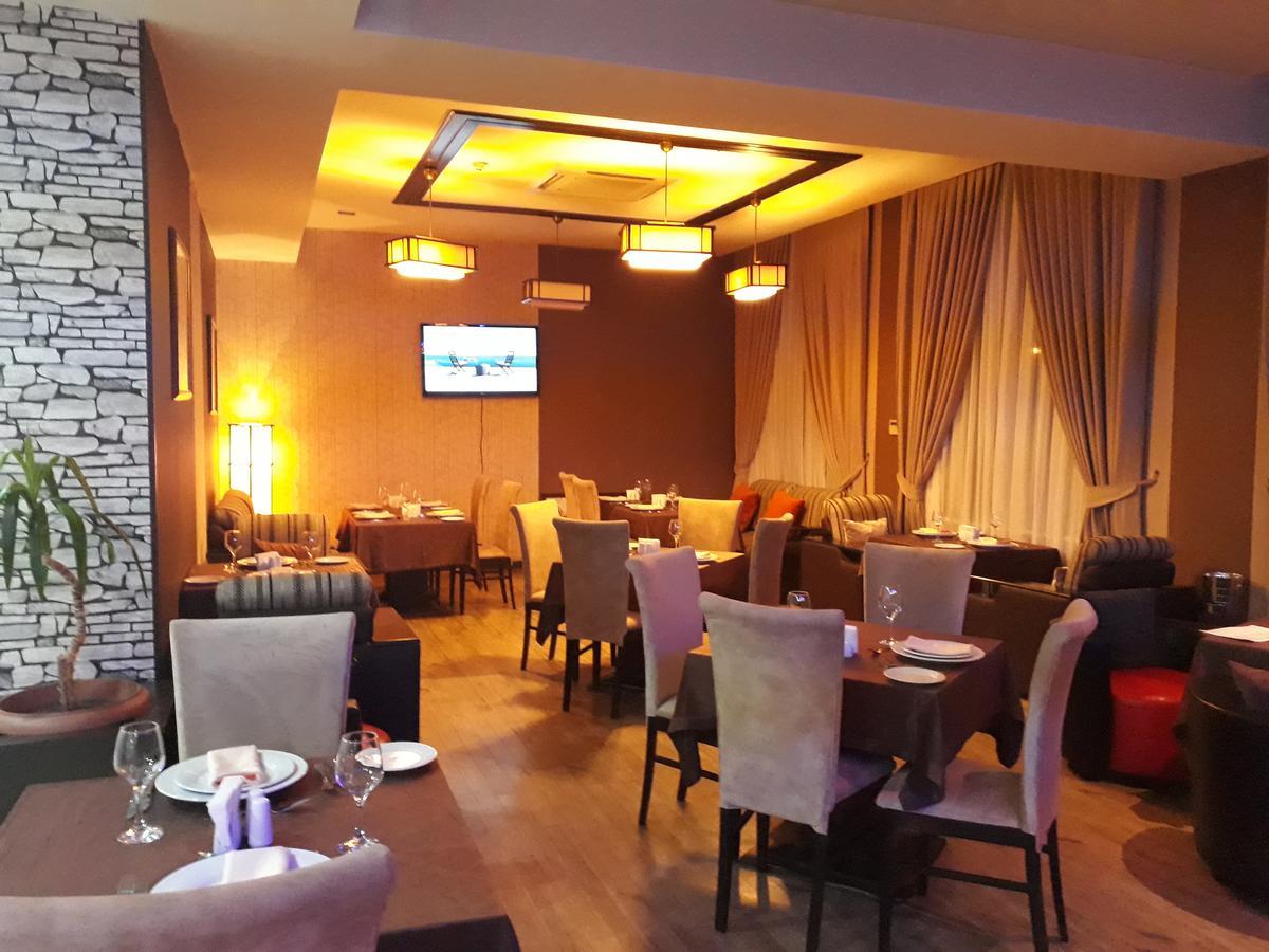 Caspian Ulduz Hotel Baku Exterior foto